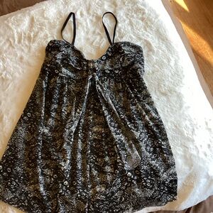 Express Monochrome Patterned Blouse